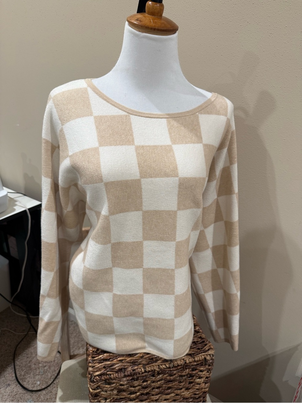Magaschoni Beige and Cream Checkerboard Crewneck